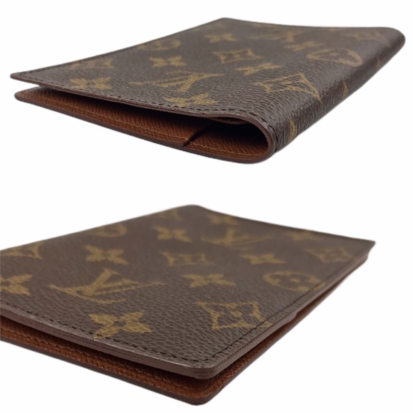 {Louis Vuitton} Monogram Couverture Passeport - Picture 4 of 8